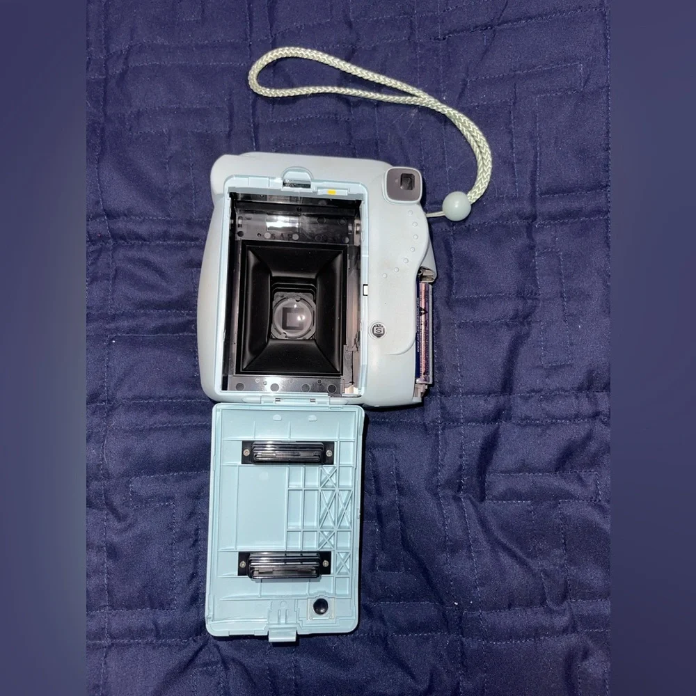 Fujiflim instax mini 12 camera